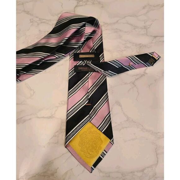 Donald J Trump Signature Neck Tie 100% Silk Pink Black Gray Stripes 59” EUC - Picture 3 of 7